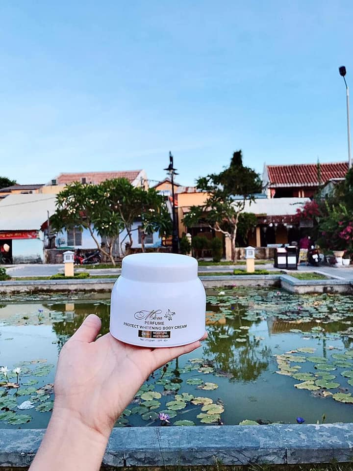 Kem body MỀM CHÍNH HÃNG nhà em vẫn HOT và ĐỨNG VỮNG