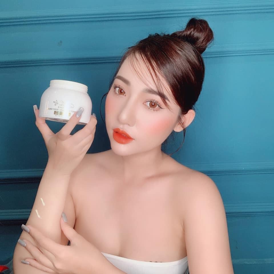 Kem body mềm A có mùi hương so sexy quyến rũ
