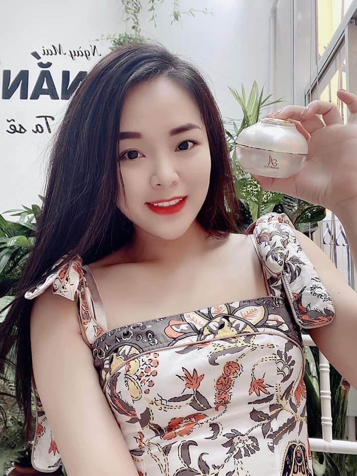 Kem face Pháp - Nữ hoàng của các loại kem face Kem face Pháp - Nữ hoàng của các loại kem face