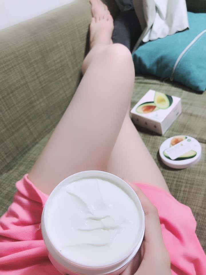 Biến da cực khô thành mềm mướt như lụa với Kem Body Bơ