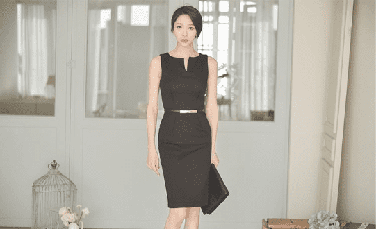 Bạn thích bán váy đầm hotgirl hay váy đầm công sở?